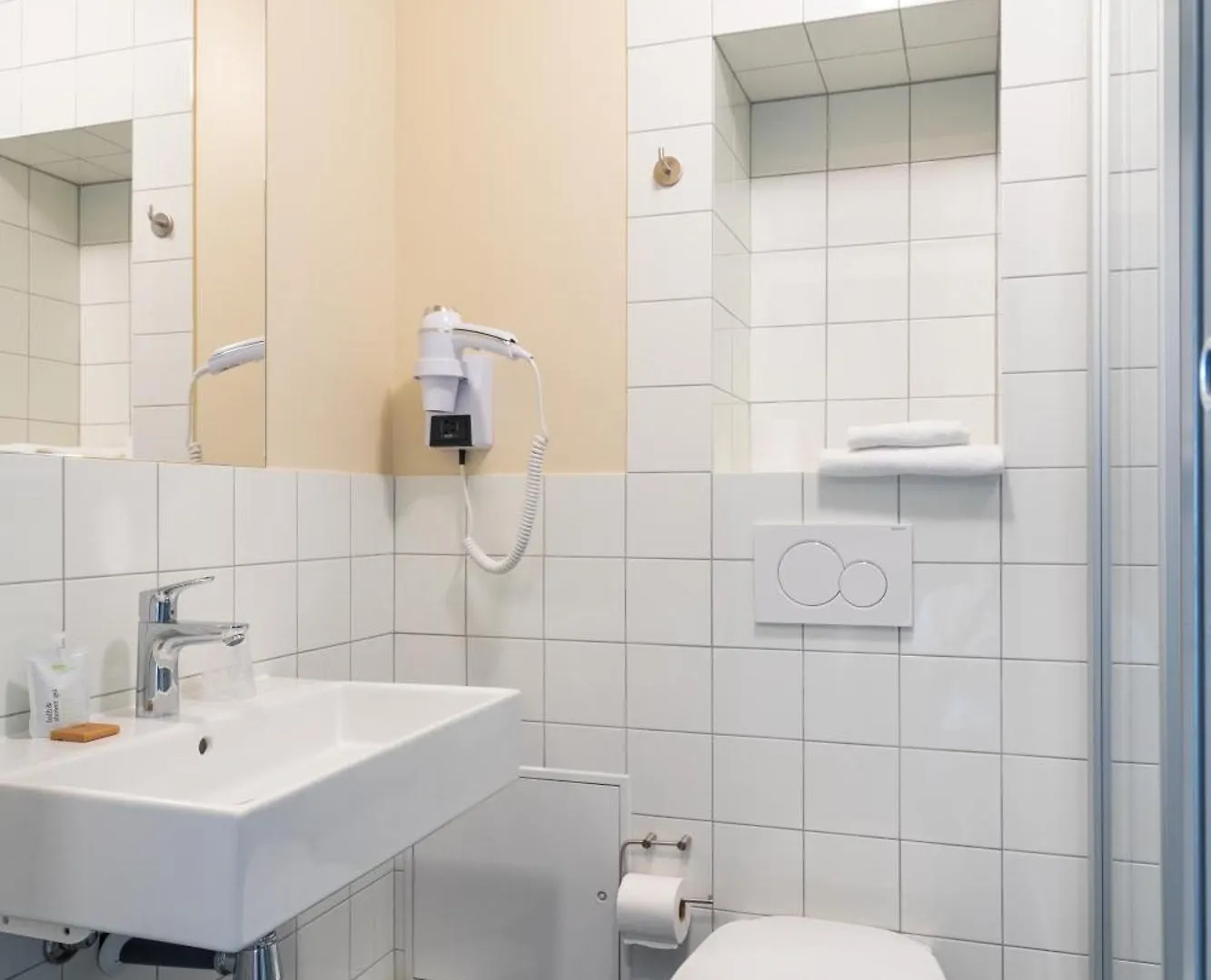 Fiap Hostel Paris