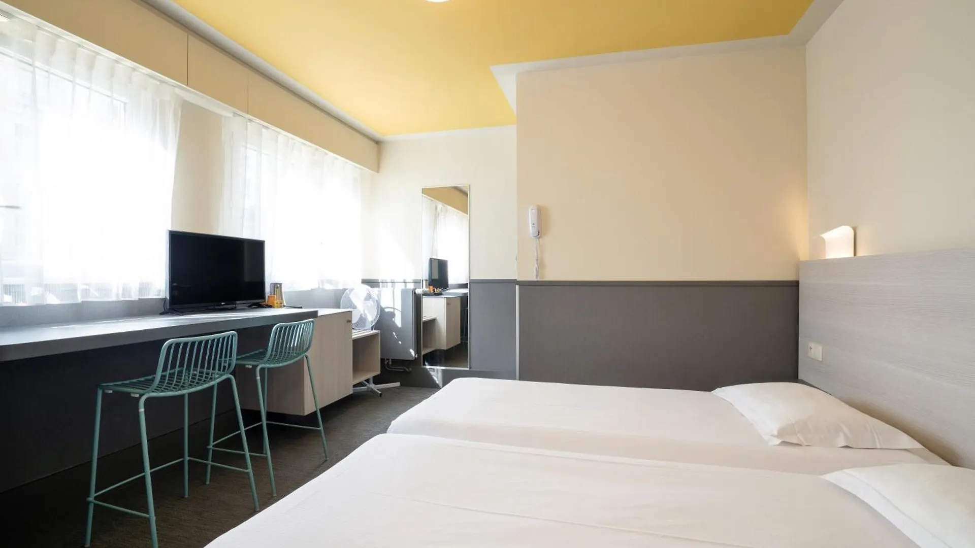 Fiap Hostel