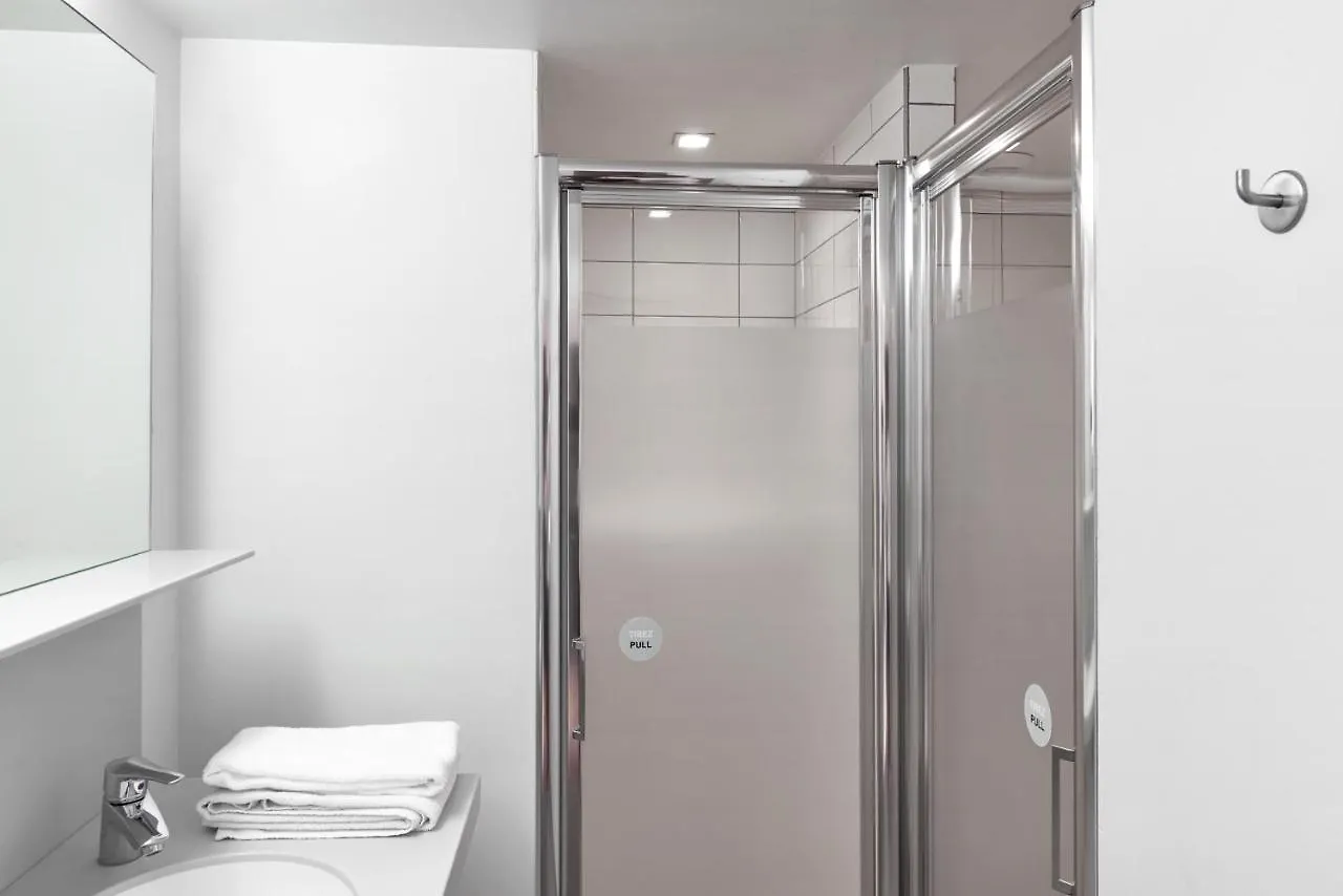 Fiap Hostel Paris